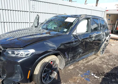 2022 BMW X3 M40I z USA, uszkodzony, nr VIN 5UX83DP02N9K07112